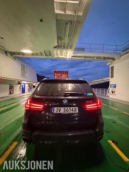 BMW X5 21 of 30