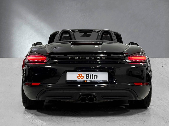 Porsche 718 Boxster S 4 of 29
