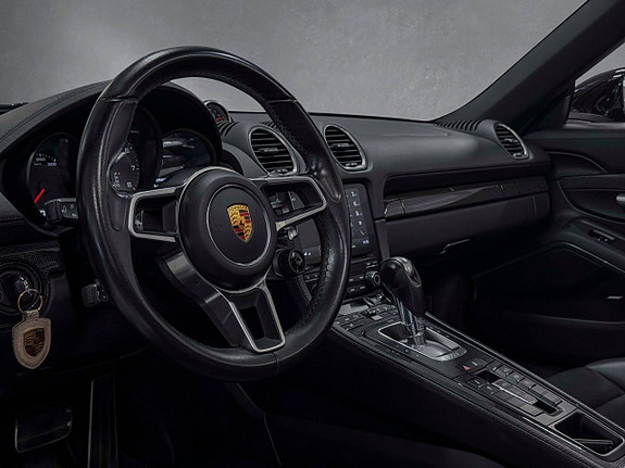 Porsche 718 Boxster S 14 of 29