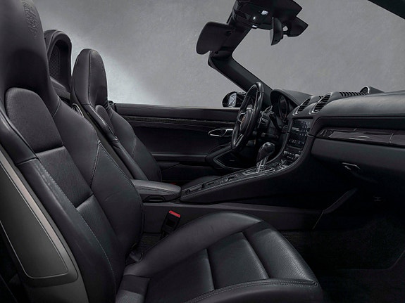 Porsche 718 Boxster S 15 of 29