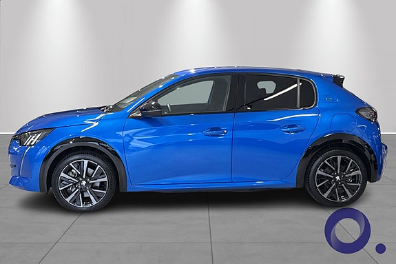 Peugeot e-208 2 of 16
