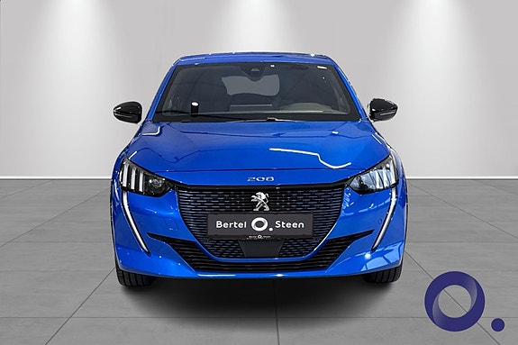 Peugeot e-208 9 of 16