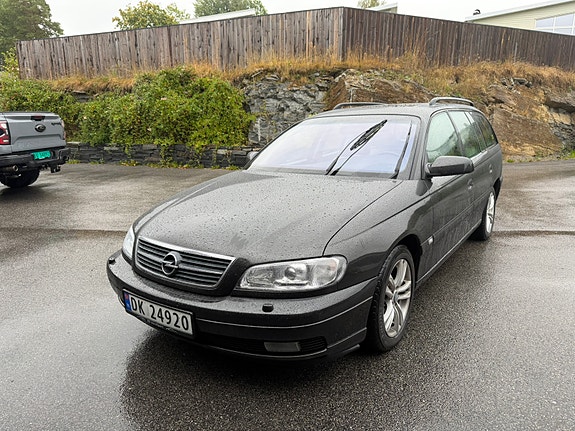 Opel Omega 2 of 18
