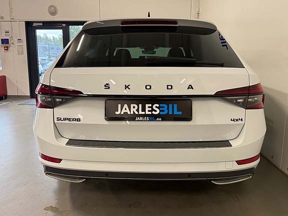 Skoda Superb 15 of 30