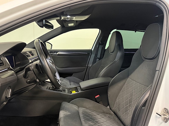 Skoda Superb 21 of 30