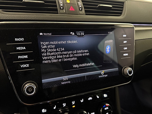 Skoda Superb 29 of 30
