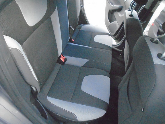 Ford Focus 18 of 21