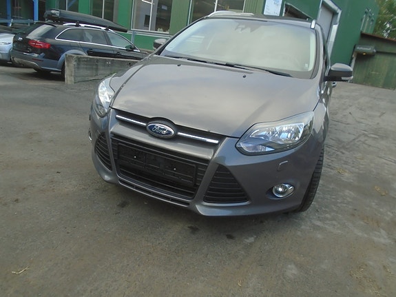 Ford Focus 2 of 21