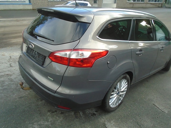 Ford Focus 12 of 21
