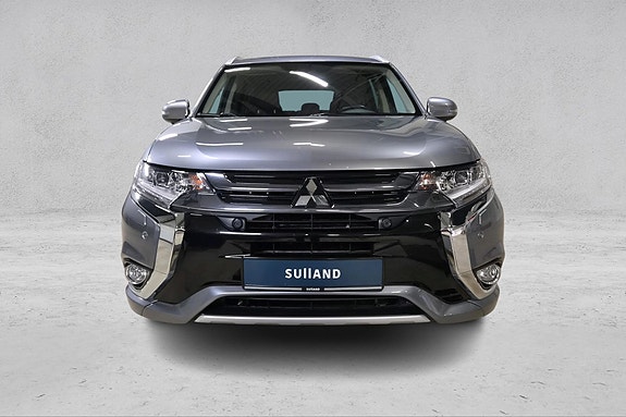 Mitsubishi Outlander 8 of 30