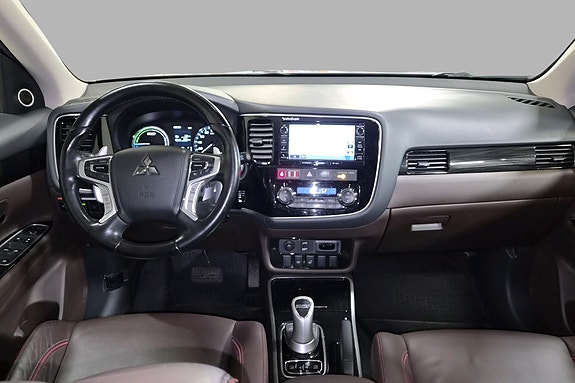 Mitsubishi Outlander 10 of 30