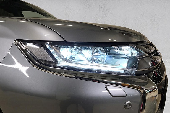 Mitsubishi Outlander 22 of 30