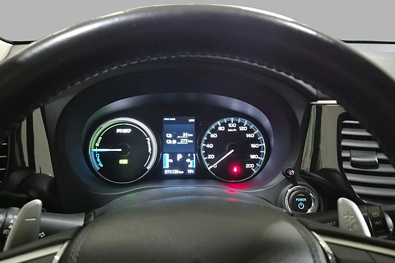 Mitsubishi Outlander 13 of 30