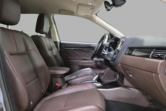 Mitsubishi Outlander 15 of 30
