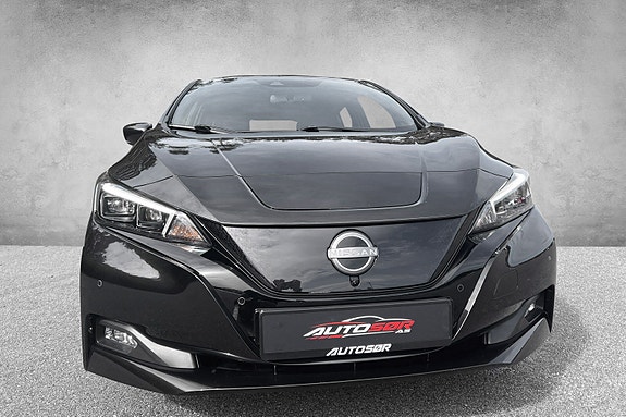 Nissan Leaf 3 of 20