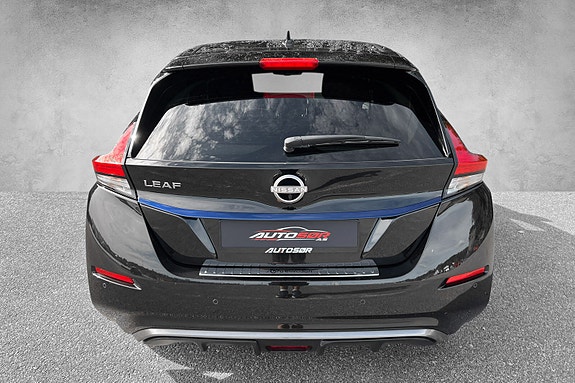 Nissan Leaf 9 of 20