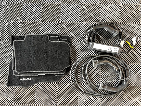 Nissan Leaf 20 of 20
