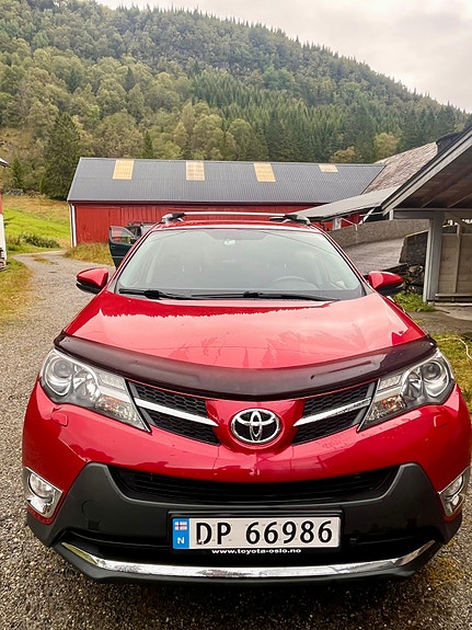 Toyota RAV4 11 of 29