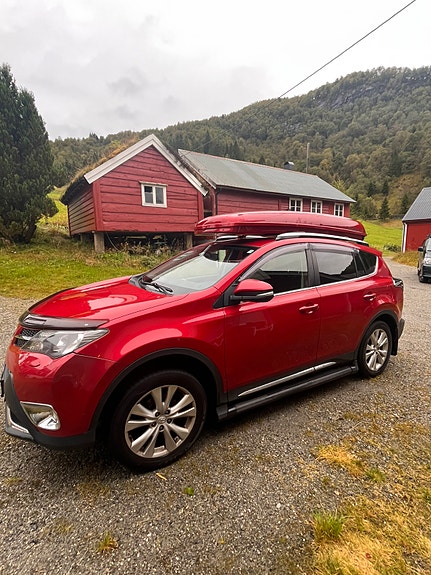 Toyota RAV4 6 of 29