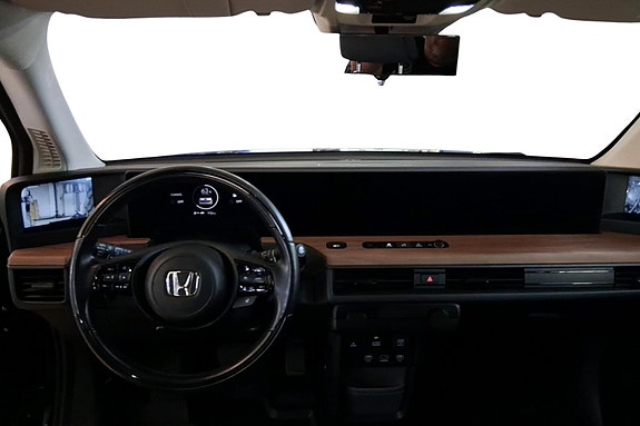 Honda e 7 of 19