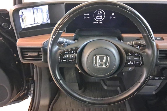 Honda e 8 of 19