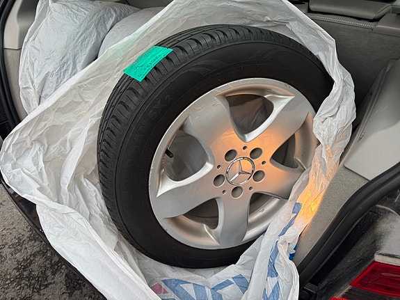 Mercedes-Benz B150 12 of 18