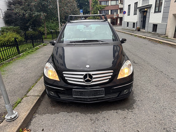 Mercedes-Benz B150 6 of 18