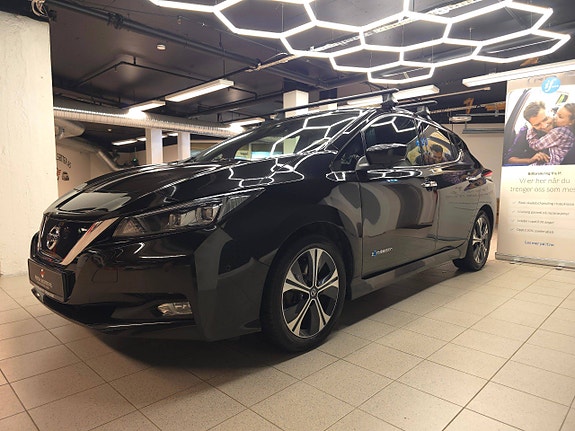 Nissan Leaf 3 of 30