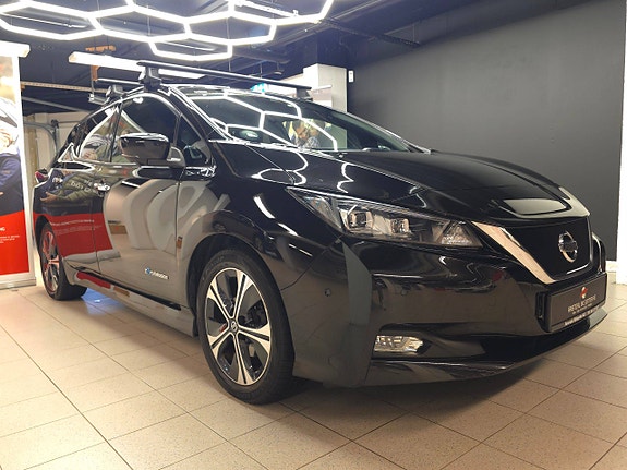 Nissan Leaf 13 of 30