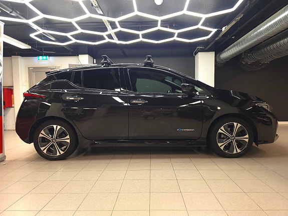 Nissan Leaf 11 of 30