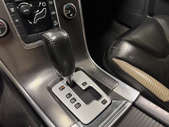 Volvo XC60 20 of 30
