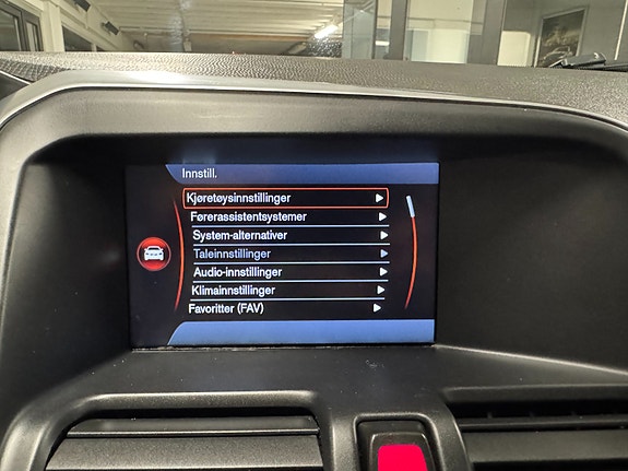 Volvo XC60 24 of 30