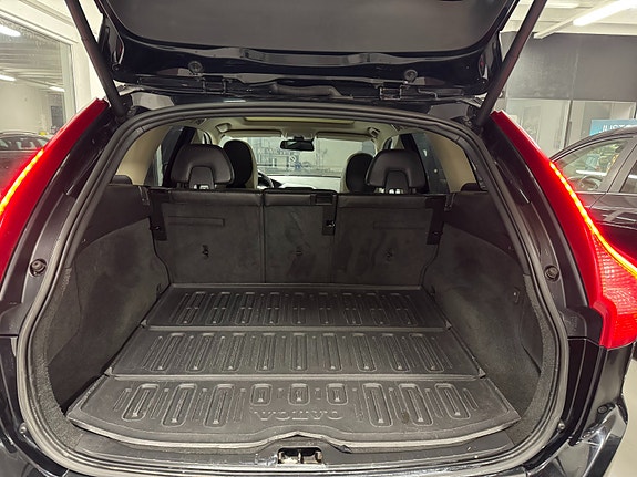 Volvo XC60 7 of 30