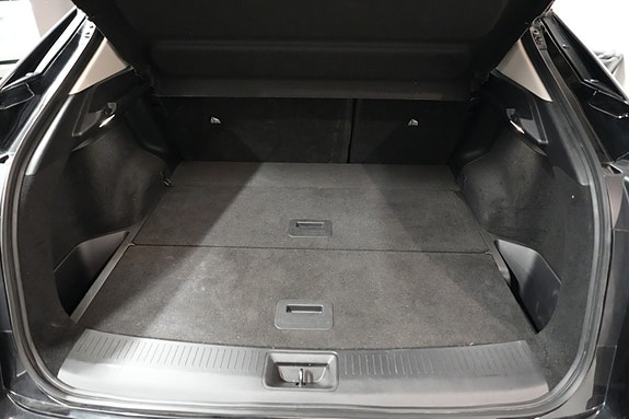 Nissan Ariya 24 of 28