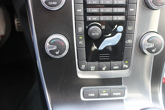 Volvo V60 18 of 28