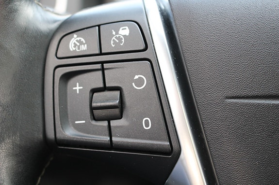 Volvo V60 26 of 28