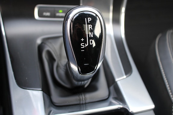 Volvo V60 19 of 28