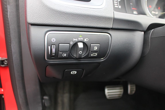 Volvo V60 12 of 28