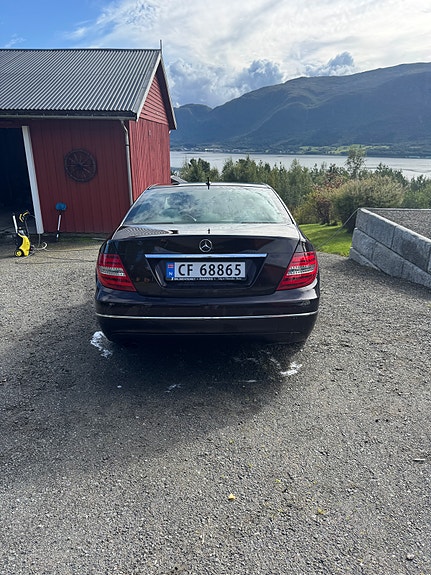 Mercedes-Benz C180 d 6 of 26