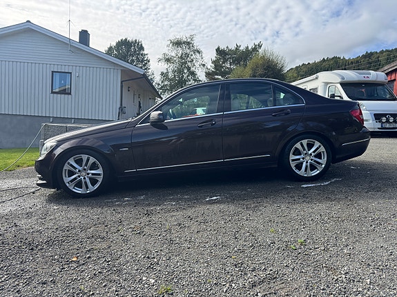 Mercedes-Benz C180 d 11 of 26