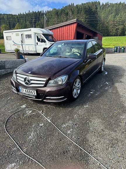 Mercedes-Benz C180 d 12 of 26