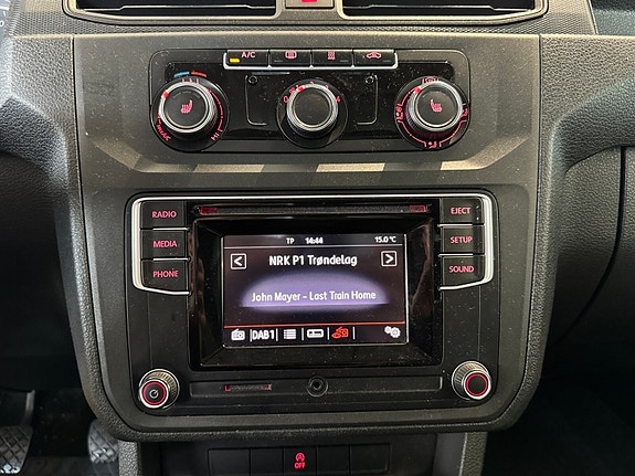 Volkswagen Caddy 10 of 16