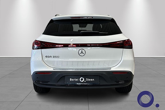 Mercedes-Benz EQA250 8 of 28