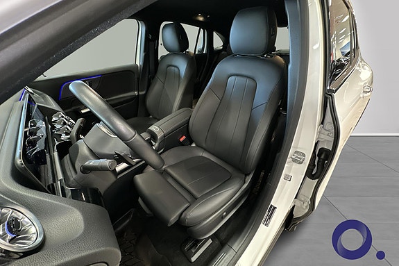 Mercedes-Benz EQA250 11 of 28