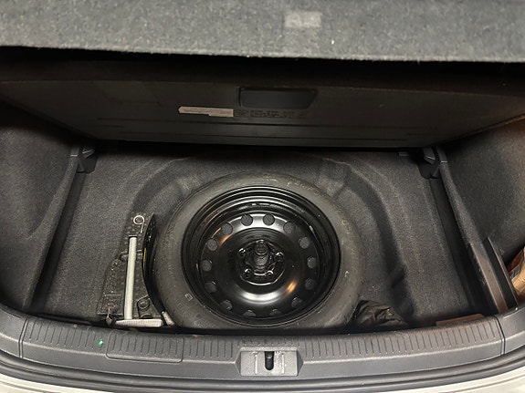 Volkswagen Golf VII 23 of 30