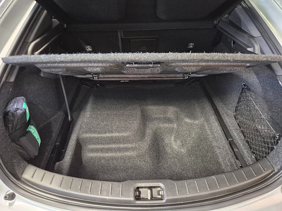 Polestar 2 28 of 30