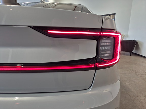 Polestar 2 10 of 30