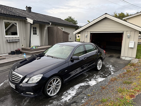 Mercedes-Benz E350 d 3 of 14