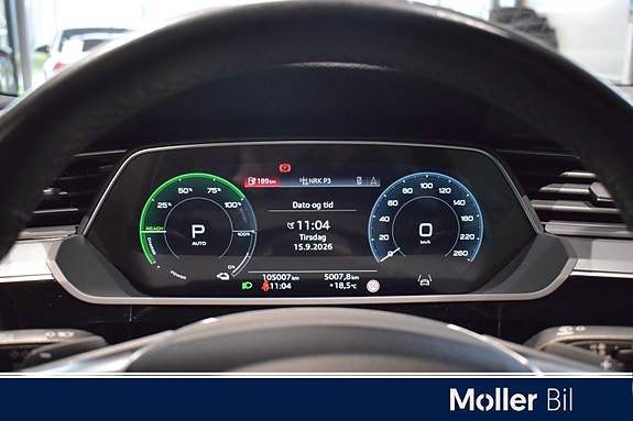 Audi e-tron 12 of 27