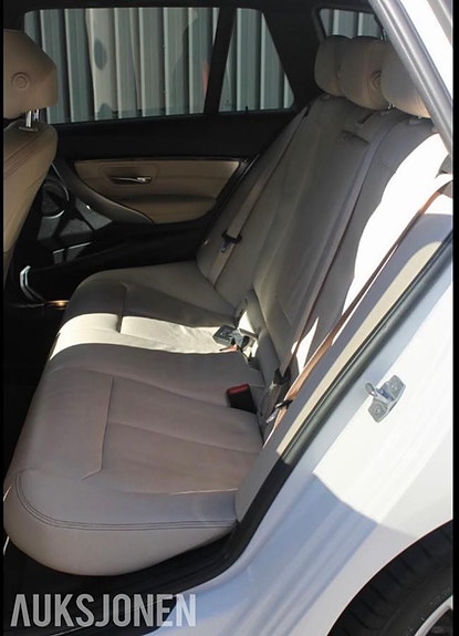 BMW 3-Serie 13 of 13